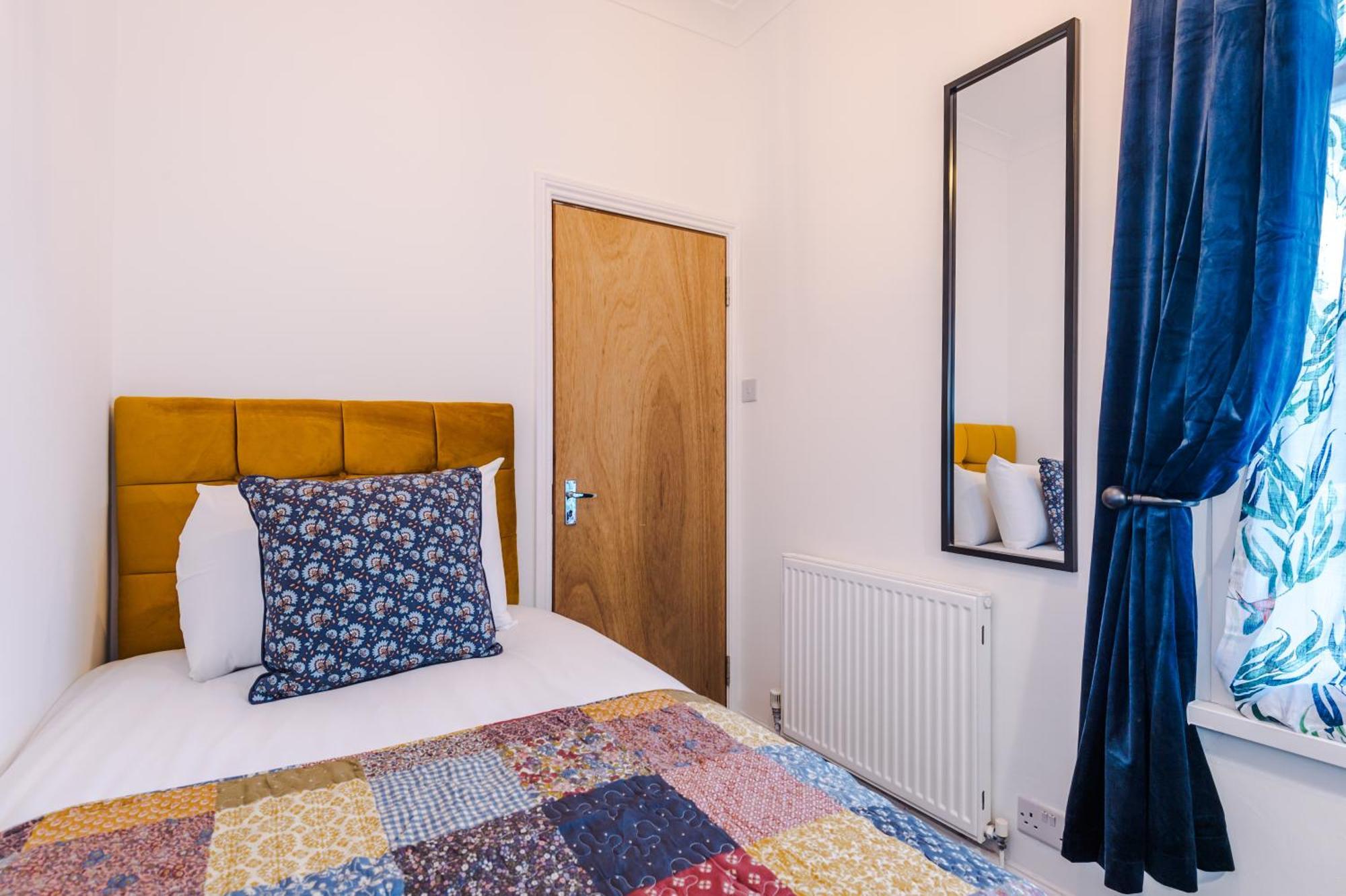 Foxton House Stylish 3Bed Retreat - Walk To Coventry'S Delights Villa Exterior photo