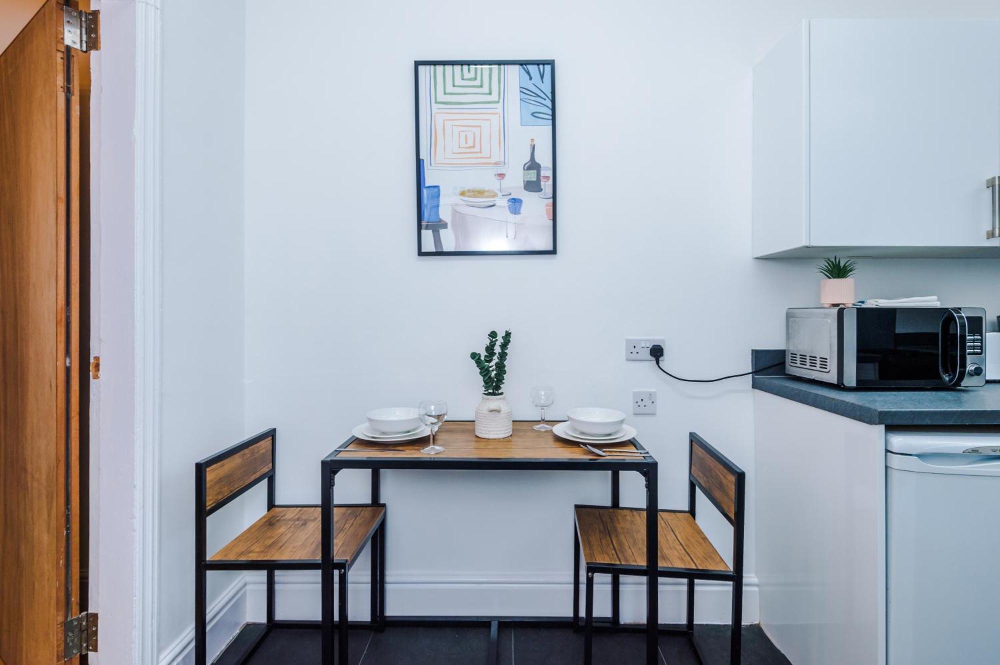 Foxton House Stylish 3Bed Retreat - Walk To Coventry'S Delights Villa Exterior photo