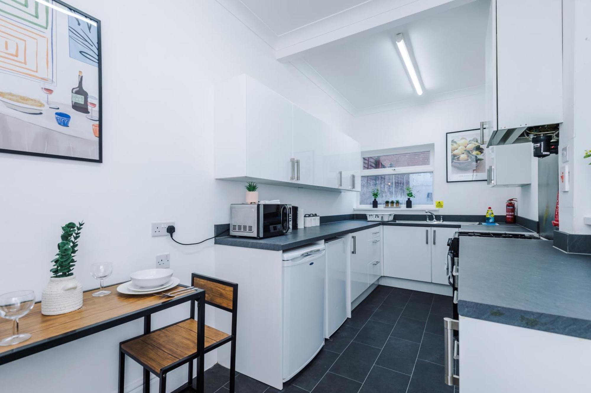 Foxton House Stylish 3Bed Retreat - Walk To Coventry'S Delights Villa Exterior photo